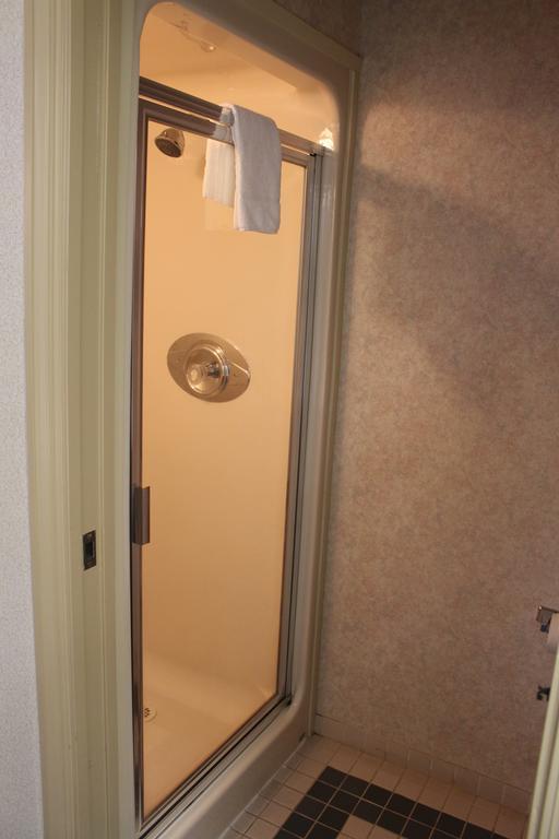 Canadas Best Value Inn Langley/Vancouver Dış mekan fotoğraf